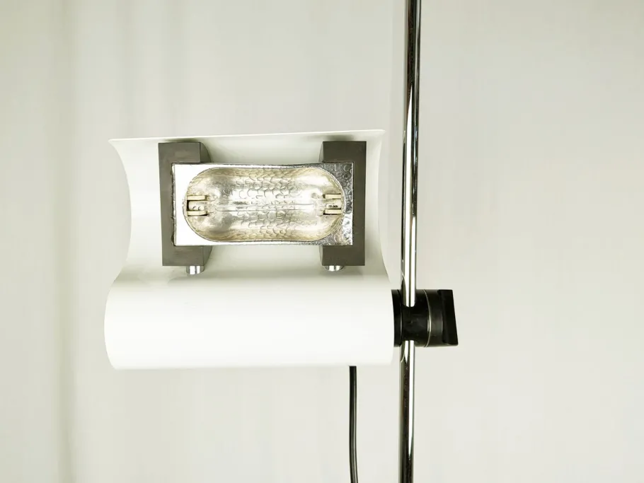 Best Pamono 333 Dim Floor Lamp in Chrome Plated & White Metal by Magistretti for Oluce, 1975