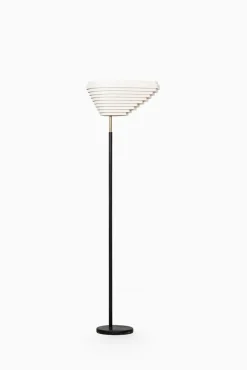 Sale Pamono A805 Angel Wing Floor Lamp by Alvar Aalto for Valaistustyö, 1950s