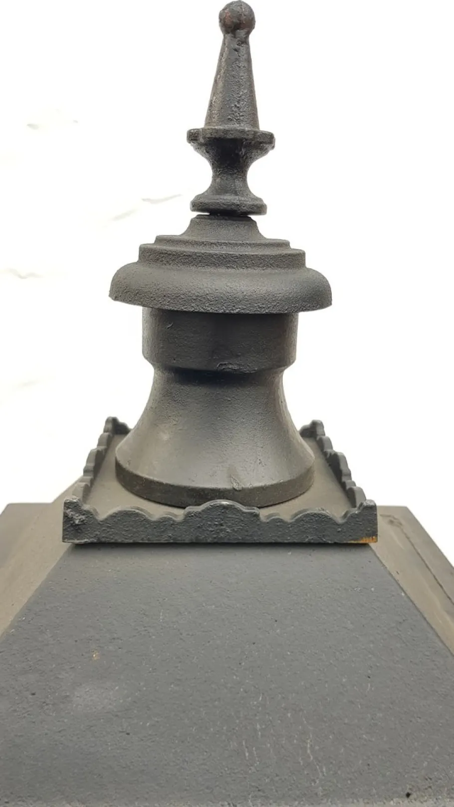 Outlet Pamono Antique Classic Victorian Cast Iron Pillar Lamp Lantern on Base Outdoor Lamp