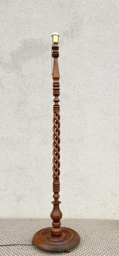 Outlet Pamono Antique Open Barley Twist Wooden Floor Lamp, 1920s