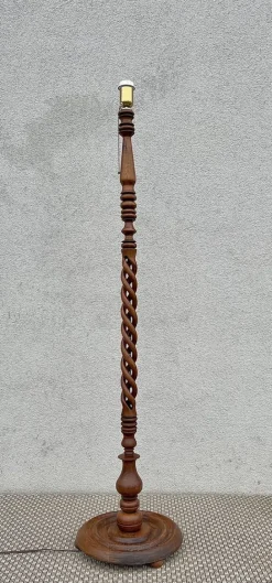 Outlet Pamono Antique Open Barley Twist Wooden Floor Lamp, 1920s