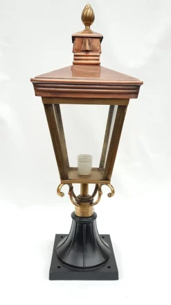Clearance Pamono Antique Victorian Classic Copper Pillar Lamp Lantern on Base Outdoor Lamp