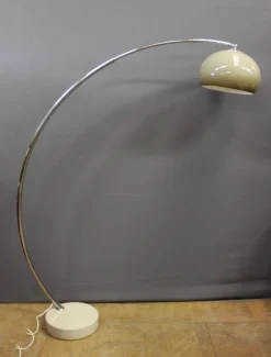 Outlet Pamono Arc Floor Lamp in Marble and Chrome, 1970s
