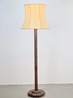 Outlet Pamono Art Deco Carved Turned Wooden Floor Lamp, 1930s