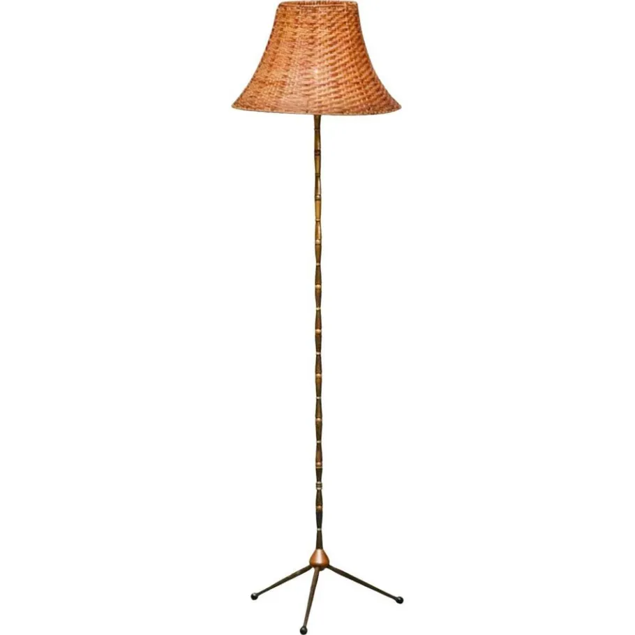 Outlet Pamono Art Deco Floor Lamp in Patinated Brass with Rattan Shade, 1940s