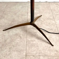 Outlet Pamono Brass Floor Lamp attributed to Giuseppe Ostuni for Tre Lumi, 1950s