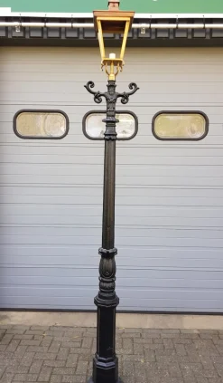 Outlet Pamono Cast Iron Lamp Post Doetinchem with Copper Square Lantern
