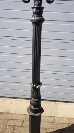 Online Pamono Cast Iron Lamp Post with Hexagon Cast Iron Lantern