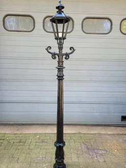 Pamono Cast Iron Lamp with Cast Iron Lantern