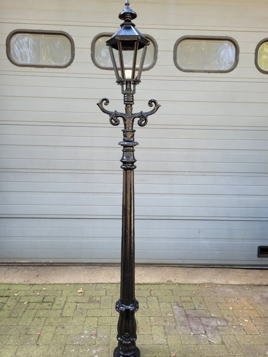 Pamono Cast Iron Lamp with Cast Iron Lantern