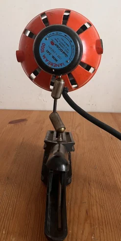 Best Pamono Cinema Spotlight with Clamp