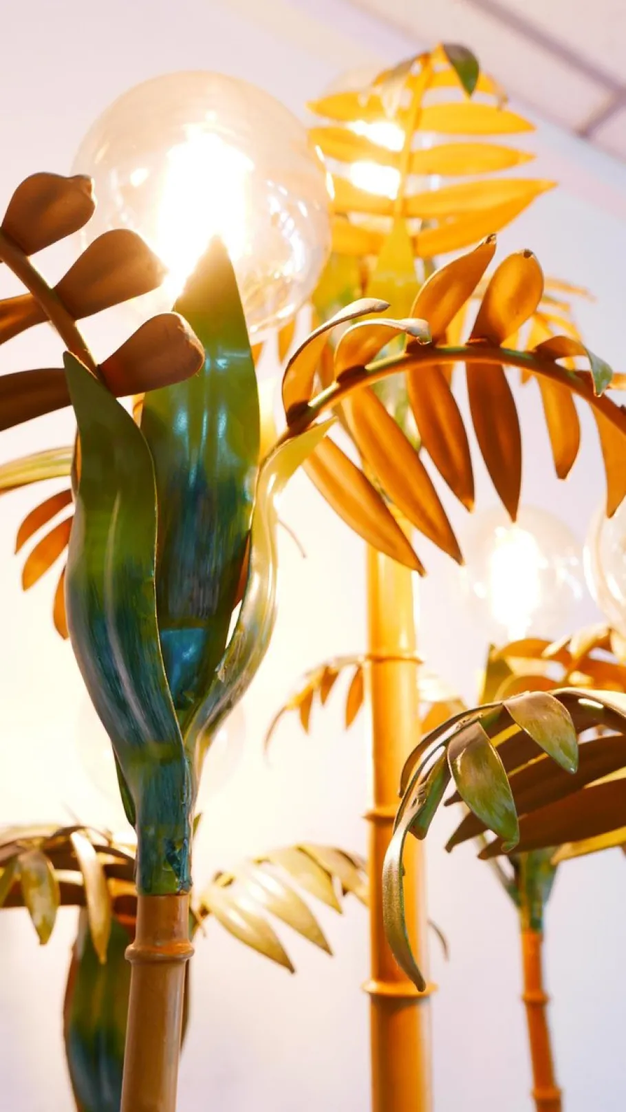 Clearance Pamono Colored Metal Palm Tree Floor Lamp with Wooden Stand, Italy, 1970s