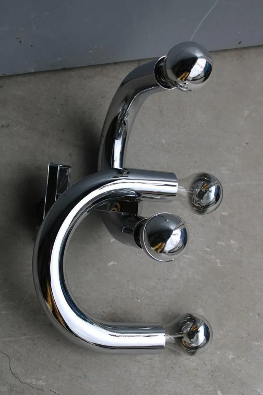 Best Pamono Curved Tubular Sculpture Wall Light from Stilux Milano, Italy, 1970s
