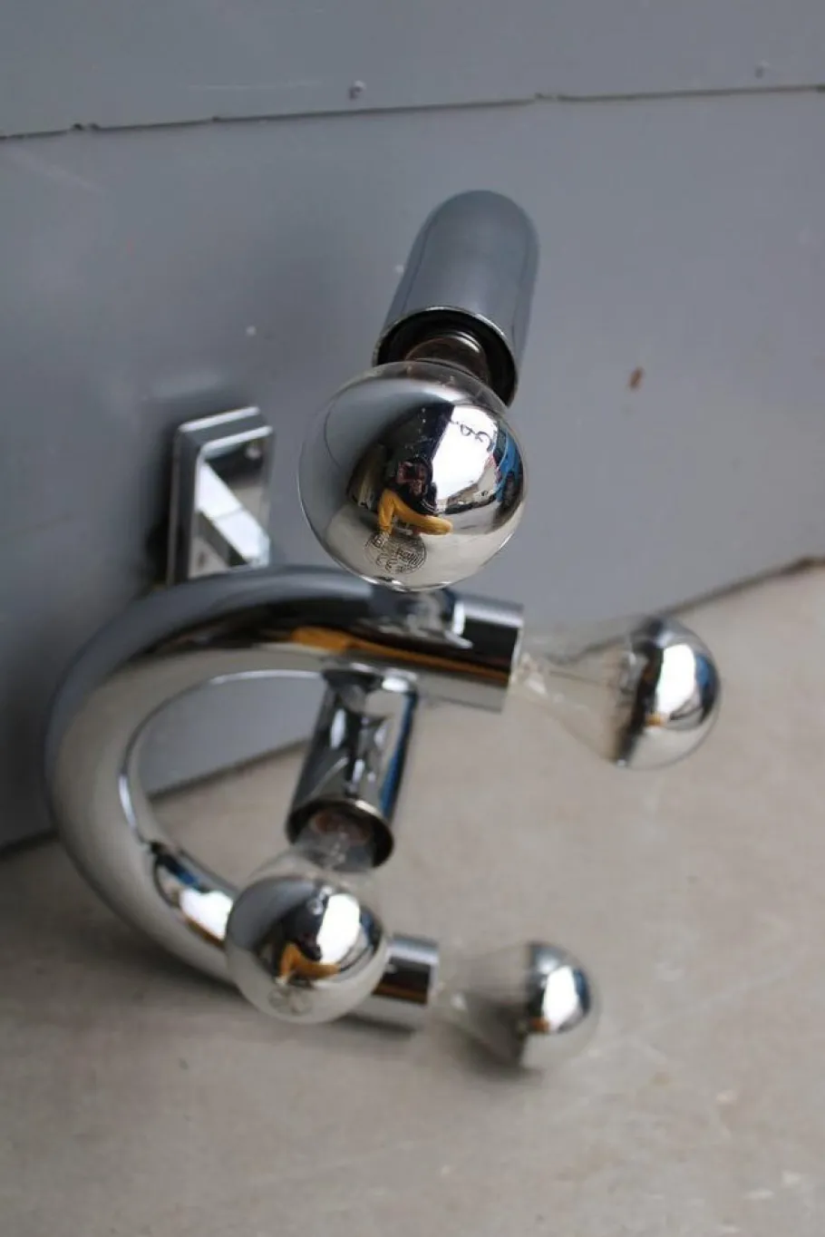 Best Pamono Curved Tubular Sculpture Wall Light from Stilux Milano, Italy, 1970s