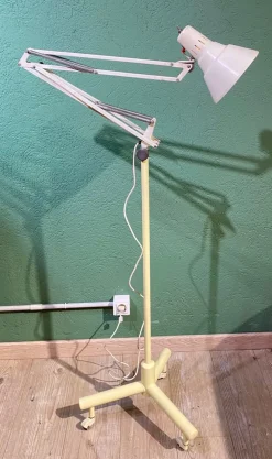 Discount Pamono Doctor's Floor Lamp with Wheels