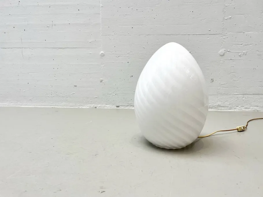 Best Pamono Egg-Shaped Table Lamp in Murano Glass from Venini, Italy, 1960s
