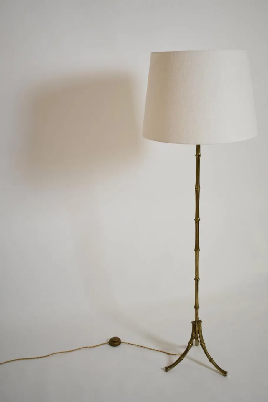 Best Pamono Faux Bamboo and Brass Tripod Floor Lamp from Jansen, 1960s