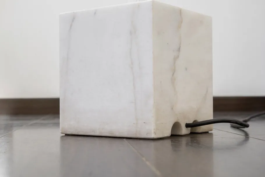 Hot Pamono Floor Lamp in Opaline Glass by Ludovico Diaz de Santillana for Venini, 1982