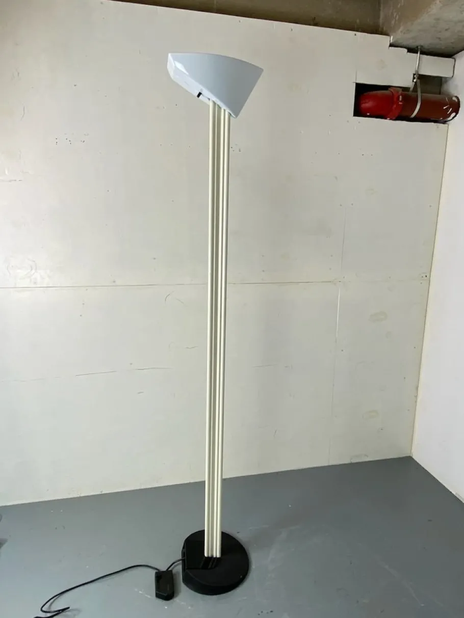 Discount Pamono Floor Lamp Mod. Otello by Bruno Gecchelin for Oluce 1980s