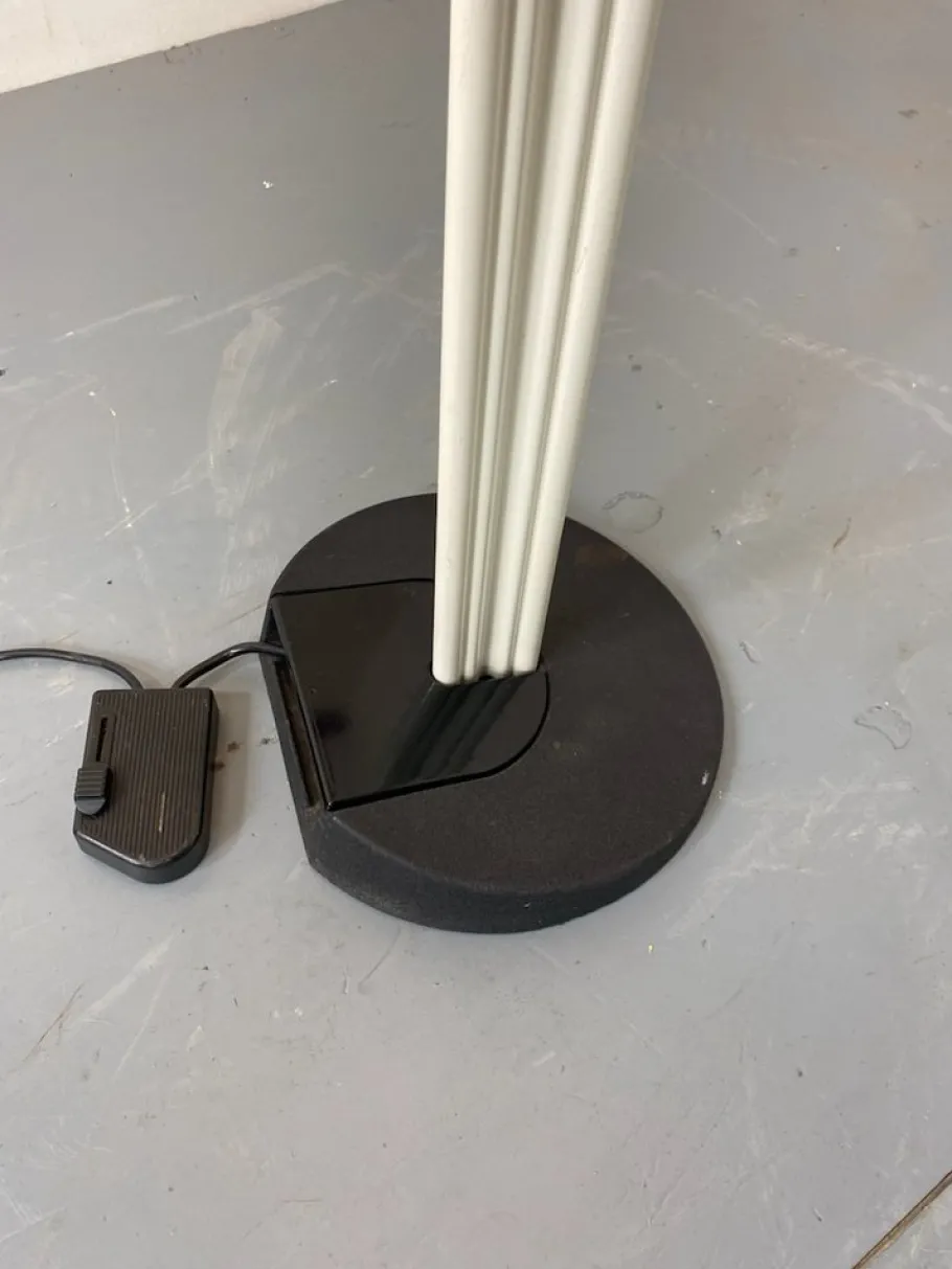 Discount Pamono Floor Lamp Mod. Otello by Bruno Gecchelin for Oluce 1980s