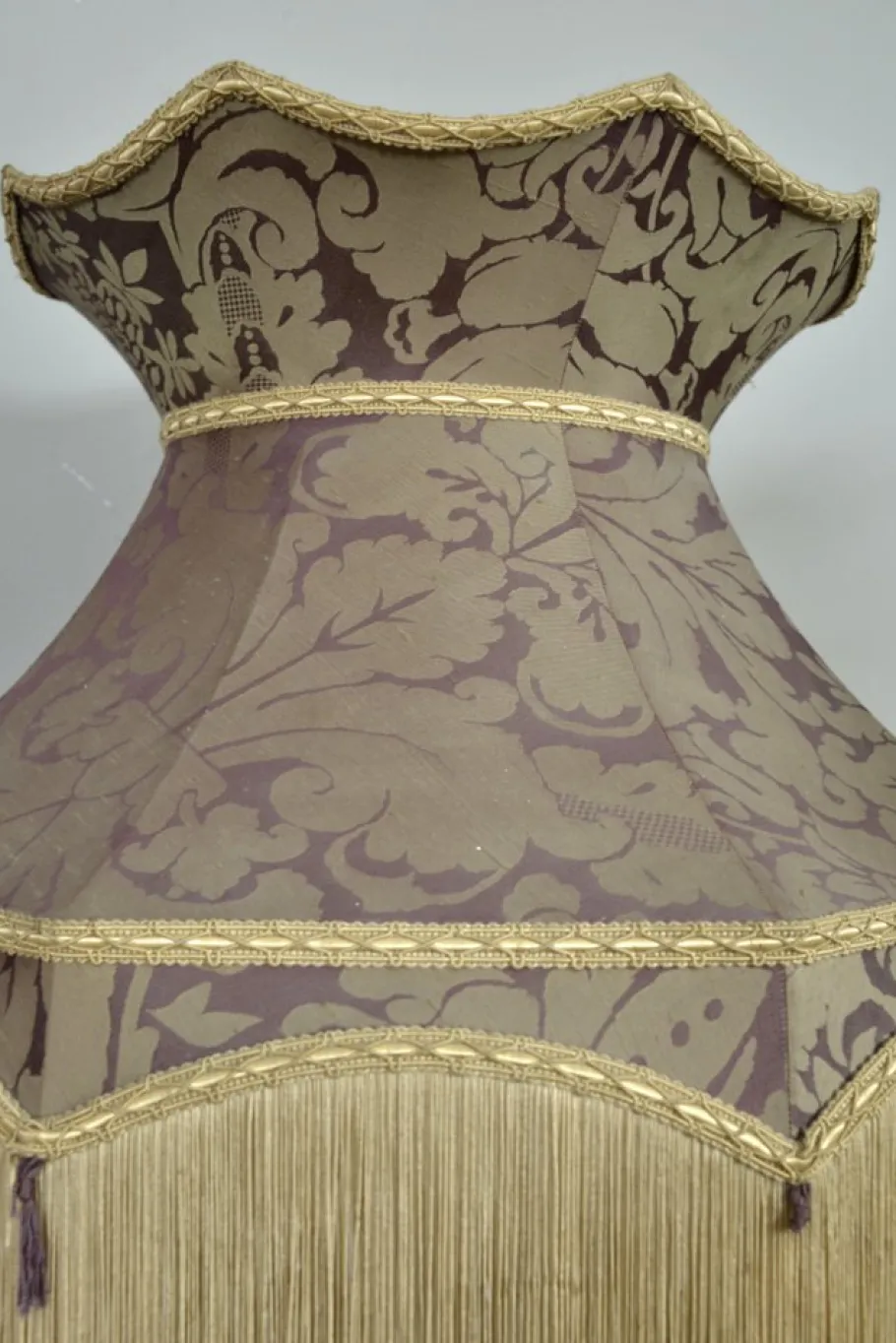 Discount Pamono French Baroque Style Boudoir Standard Floor Lamp in Giltwood with Tassel Fringe, 1930s