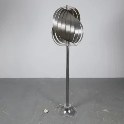 Online Pamono French Floor Lamp in Metal by Henri Mathieu, 1970s