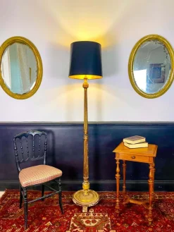 Outlet Pamono French Louis XVI Style Floor Lamp in Fluted and Gilded Wood, 1990s