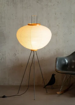 Discount Pamono Hand-Crafted Model 10A Akari Light Sculpture by Isamu Noguchi for Ozeki, Japan, 2000s