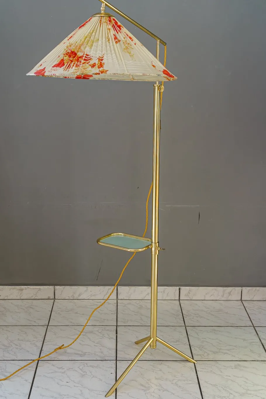 Pamono Hight Adjustable Floor Lamp with Adjustable Shelf, Vienna, 1950s