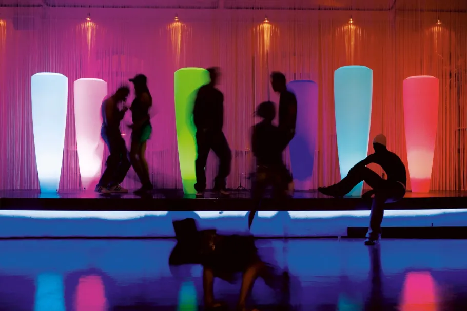 Best Pamono Indoor/Outdoor Obice Big Lamp in LDPE RGB Light Kit by Giorgio Tesi for VGnewtrend