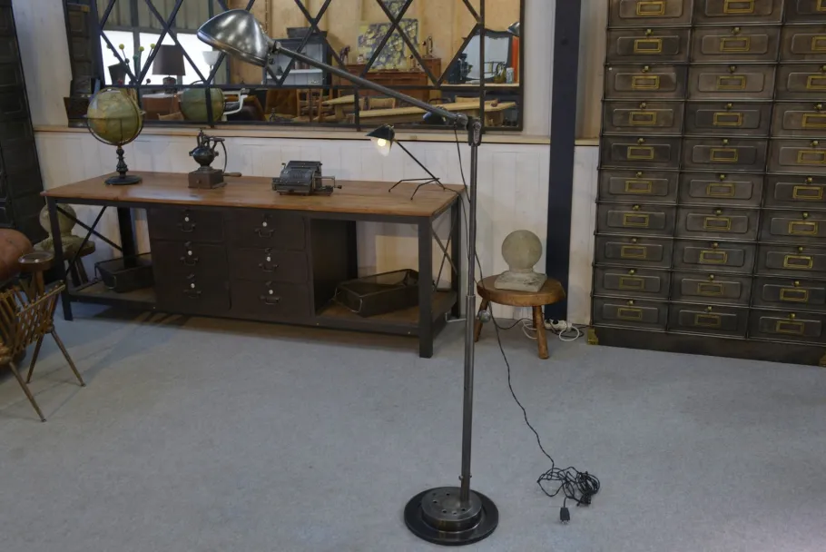 Discount Pamono Industrial Adjustable Metal Workshop Spotlight Floor Lamp, 1950s