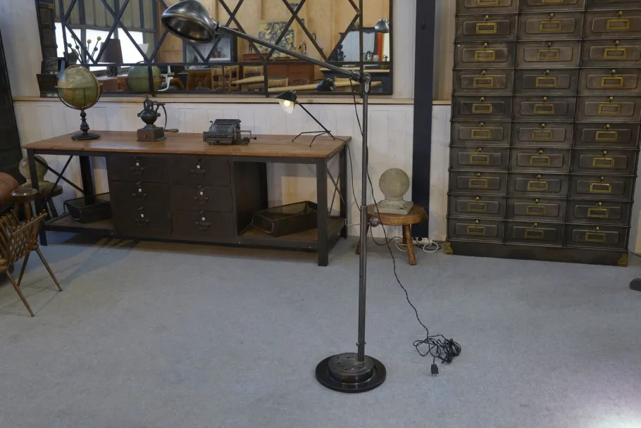 Discount Pamono Industrial Adjustable Metal Workshop Spotlight Floor Lamp, 1950s
