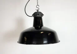 Pamono Industrial Black Enamel Factory Lamp with Cast Iron Top from Elektrosvit, 1950s