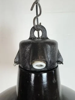 Pamono Industrial Black Enamel Factory Lamp with Cast Iron Top from Elektrosvit, 1950s