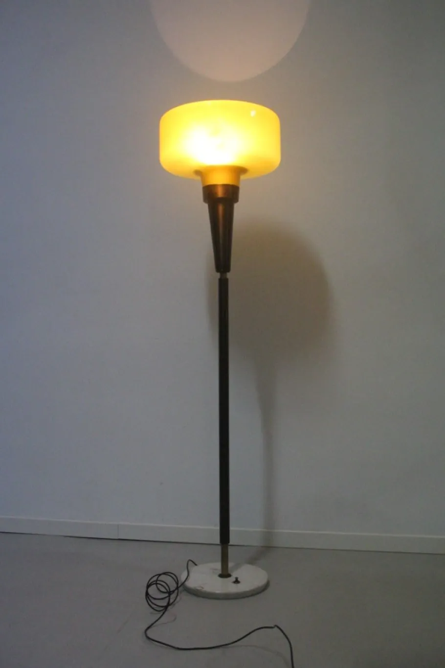 Sale Pamono Italian Floor Lamp from Vistosi, 1960