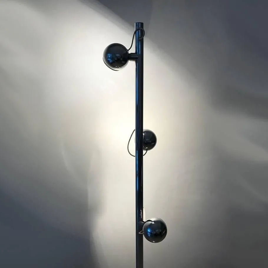 Pamono Italian Floor Lamp with 3 Magnetic Adjustable Globes by Luci Italia, Milan, 1970s