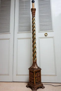 Online Pamono Italian Florentine Wooden Hand Carved Gold Gilt and Green Torchère Floor Lamp, 1950s