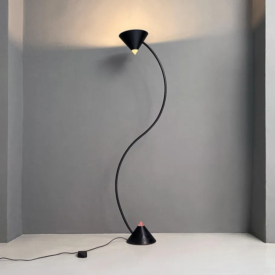 Pamono Italian Modern Black Metal and Plastic Yang Floor Lamp attributed to Bieffeplast, 1980s