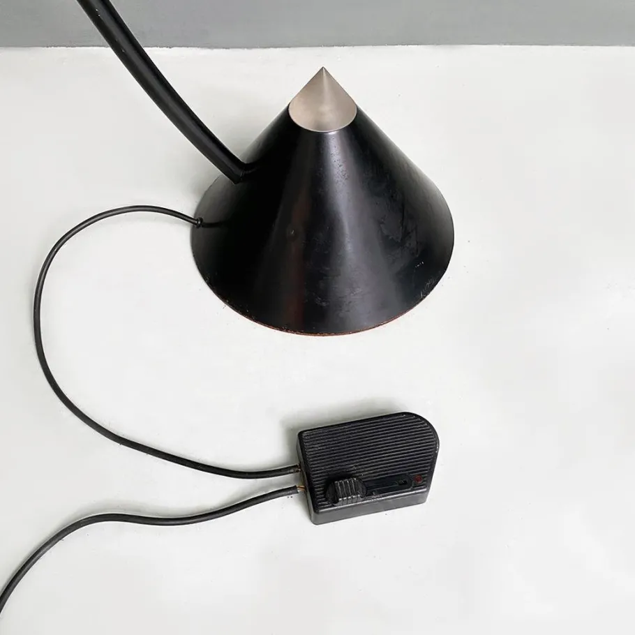 Pamono Italian Modern Black Metal and Plastic Yang Floor Lamp attributed to Bieffeplast, 1980s