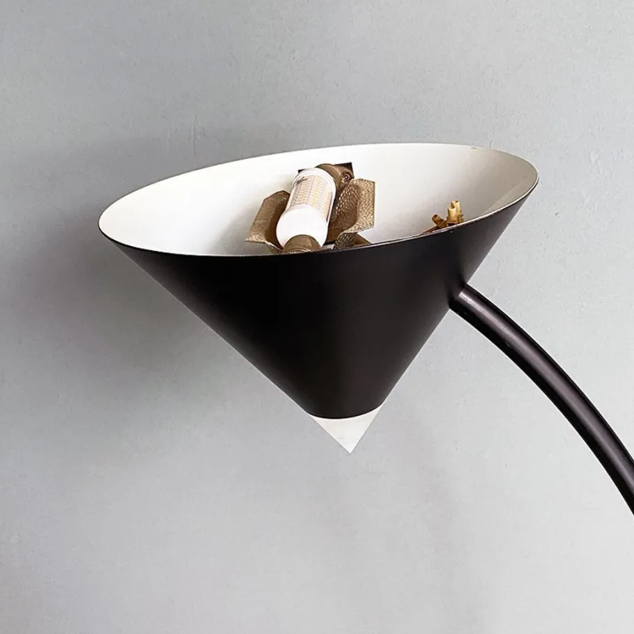 Pamono Italian Modern Black Metal and Plastic Yang Floor Lamp attributed to Bieffeplast, 1980s