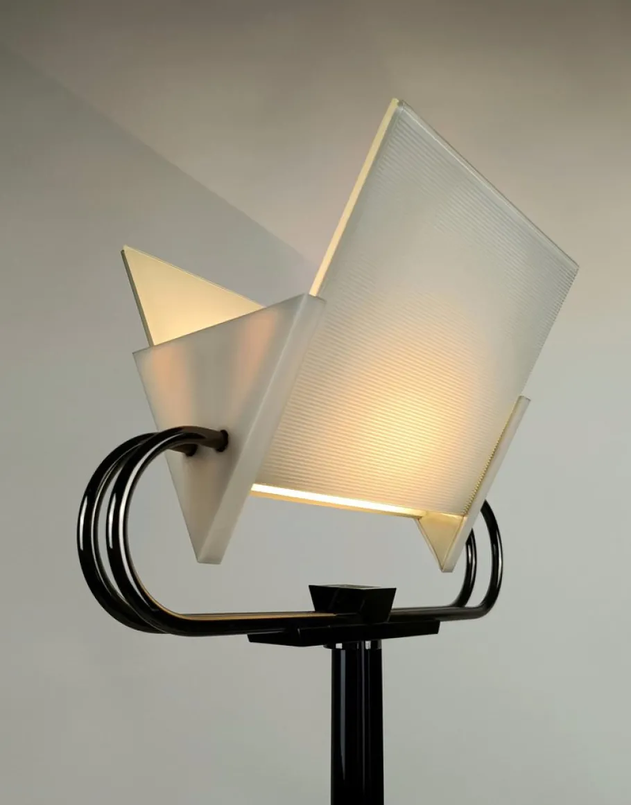 Outlet Pamono Italian Postmodern Floor Lamp Design attributed to Perry A. King & S. Miranda for Arteluce, 1980s