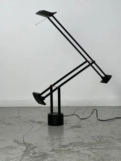 Clearance Pamono Italian Tizio Desk Lamp by Richard Sapper for Artemide, 1970s