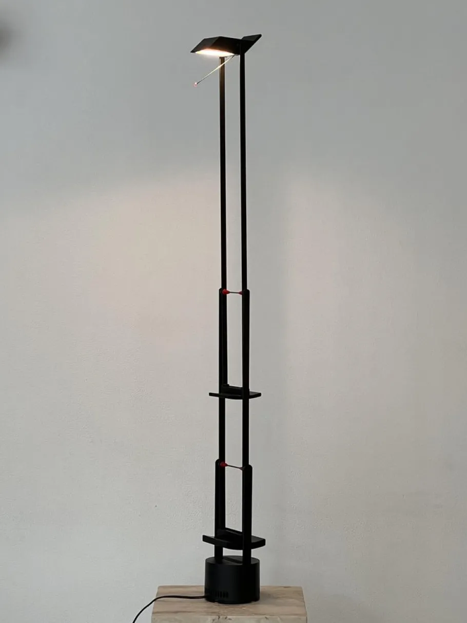 Clearance Pamono Italian Tizio Desk Lamp by Richard Sapper for Artemide, 1970s