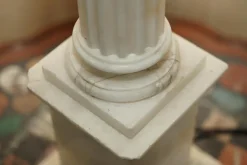 Best Pamono Large Antique Italian Corinthian Pillar Side Table Lamp in Carrara Marble