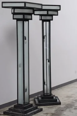 Pamono Large Art Deco Floor Lamps Hotel Hammered Iron and Glass, France, 1930s, Set of 2