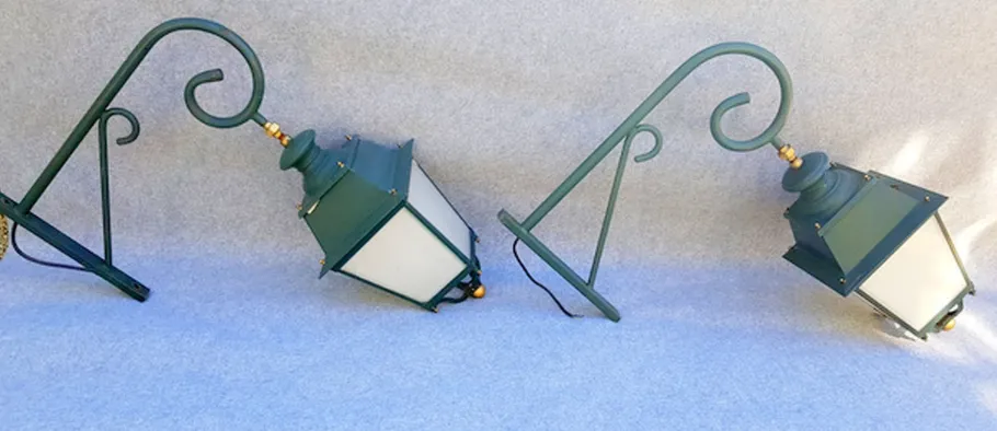 Best Pamono Large Vintage Facade Lanterns in Green Lacquer, Set of 2