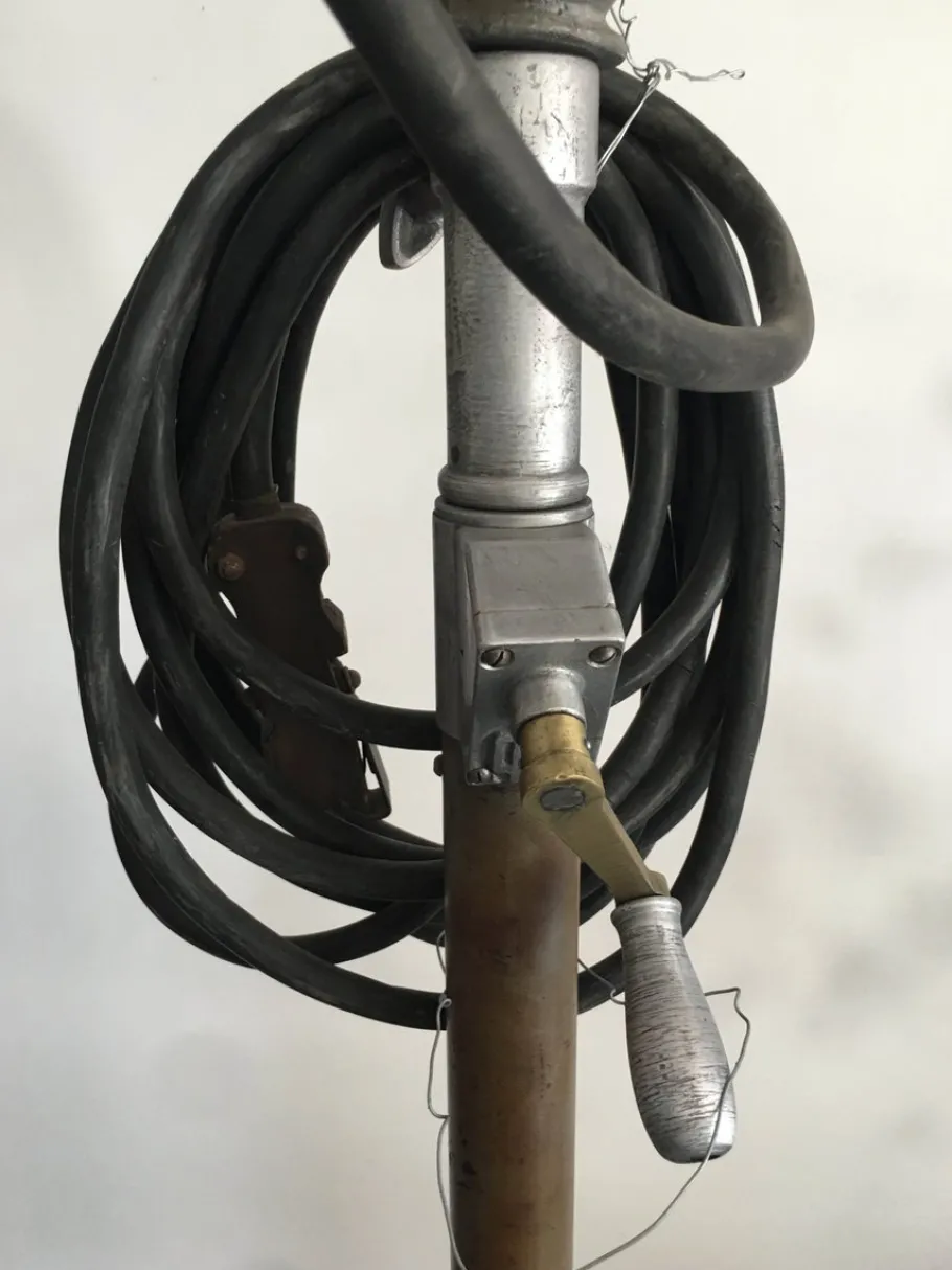 Online Pamono Large Vintage Tripod Cinema Beacon Floor Lamp from Dante Rispoli Roma