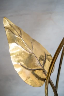 Hot Pamono Leaf-Shaped Floor Lamp in Brass attributed to Tommaso Barbi, Italy, 1970
