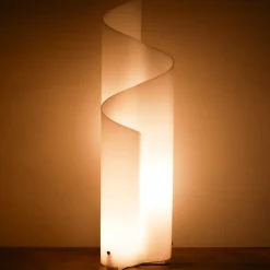 Clearance Pamono Mezza Chimera Lamp by Vico Magistretti for Artemide, Italy, 1969