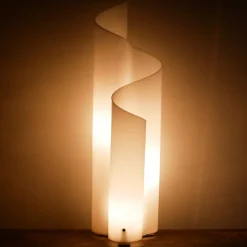Clearance Pamono Mezza Chimera Lamp by Vico Magistretti for Artemide, Italy, 1969